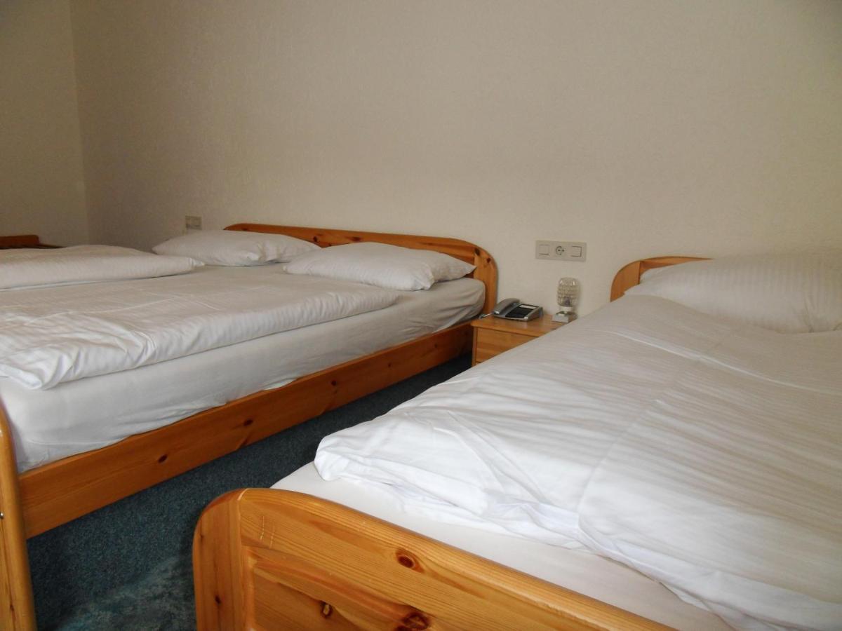 Hotel Gruener Baum Bretzenheim Kültér fotó