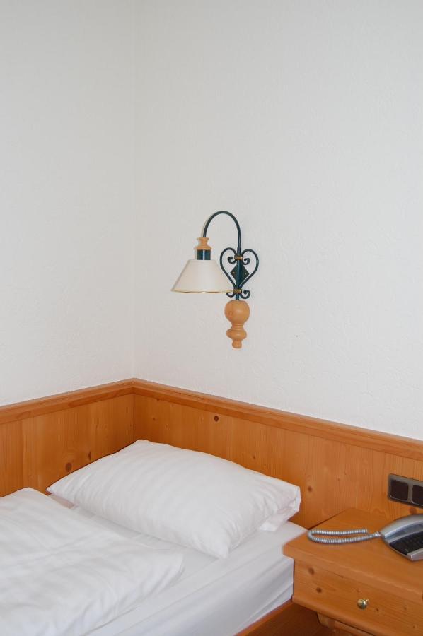 Hotel Gruener Baum Bretzenheim Kültér fotó