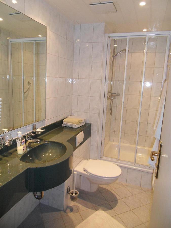 Hotel Gruener Baum Bretzenheim Kültér fotó