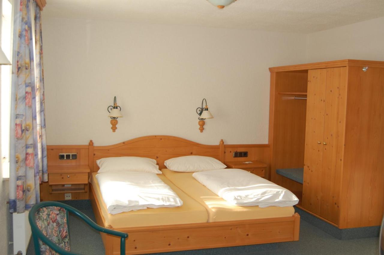 Hotel Gruener Baum Bretzenheim Kültér fotó