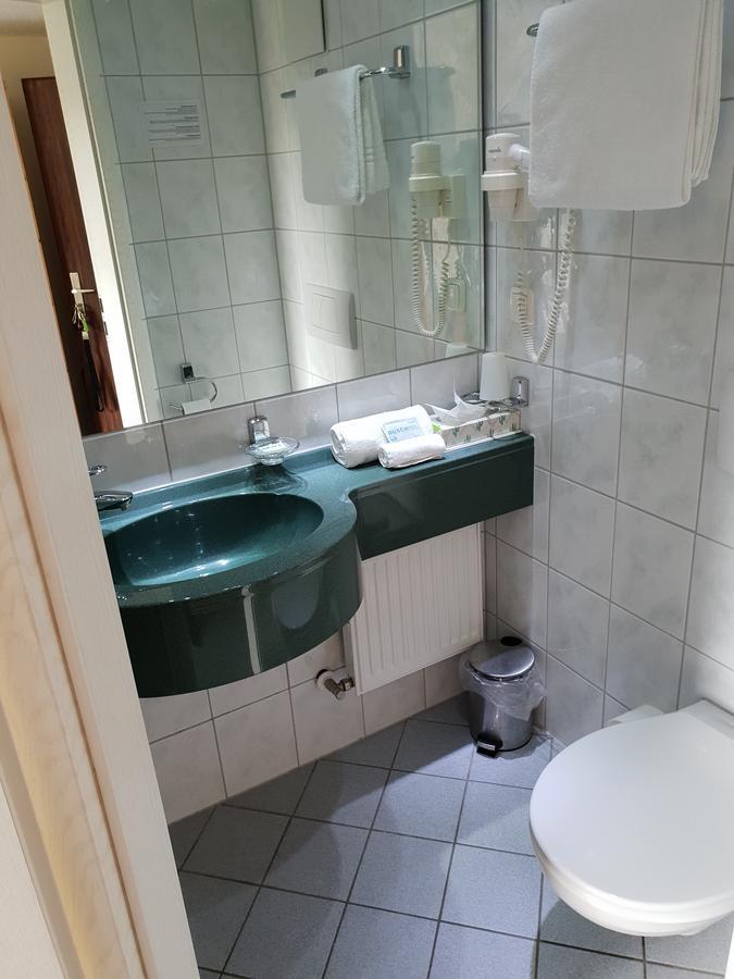 Hotel Gruener Baum Bretzenheim Kültér fotó