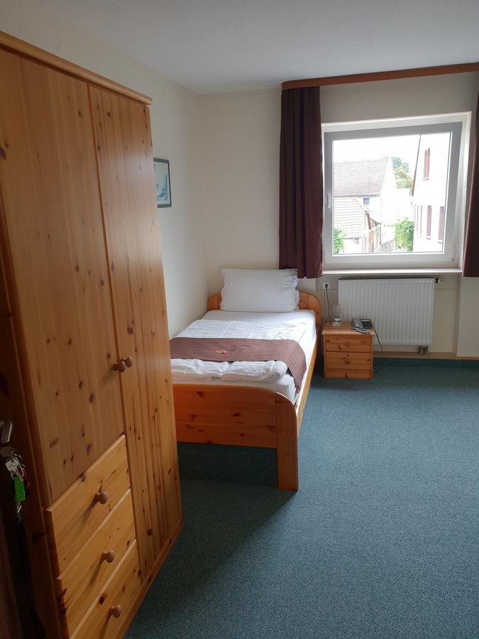 Hotel Gruener Baum Bretzenheim Kültér fotó