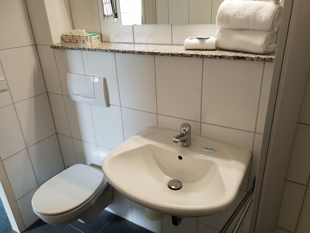 Hotel Gruener Baum Bretzenheim Kültér fotó