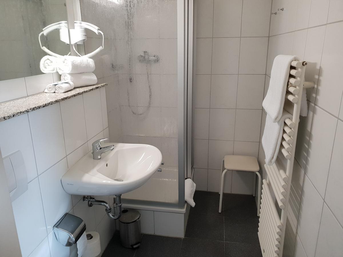 Hotel Gruener Baum Bretzenheim Kültér fotó